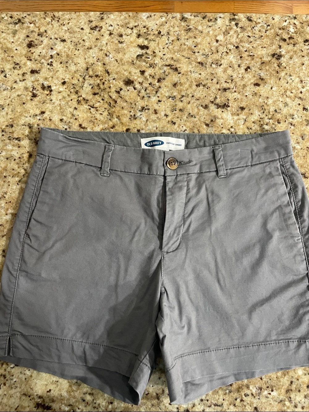 Old Navy Gray Women's Chino Shorts